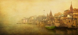 Fotografía panorámica del Río Ganges en Varanasi (antiguo Benarés), India nº11