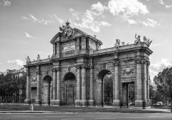 Imagen de la Puerta de Alcalá de Madrid nº01 B&N