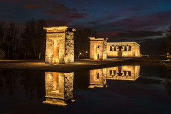 Imagen Templo de Debod de noche en Madrid nº02