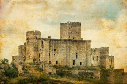 Fotografía horizontal del Castillo Belvis de Monroy, Cáceres nº02