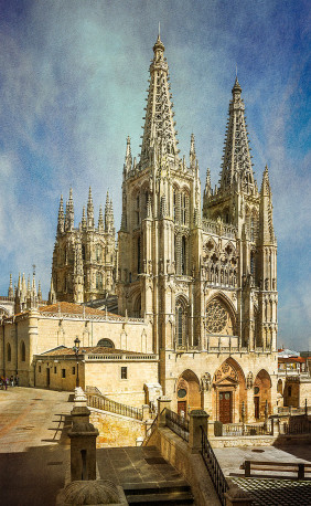 Fotografía vertical de la Catedral de Burgos nº01